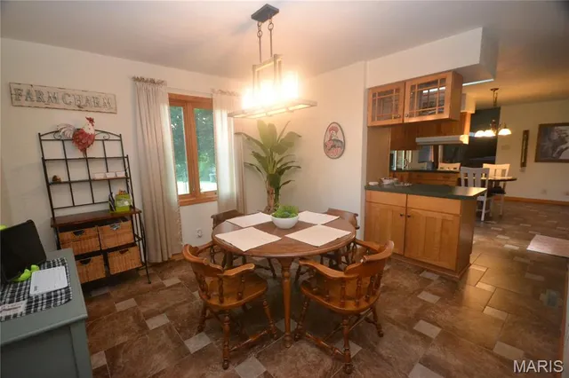 $499,000 | 2606 Imbs Station Road, Millstadt, IL 62260