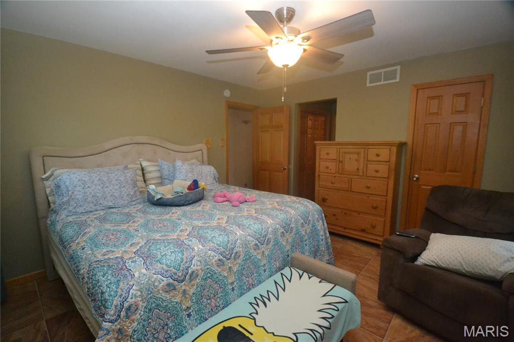 2606 Imbs Station Road Millstadt, IL 62260 - Photo 21 of 63