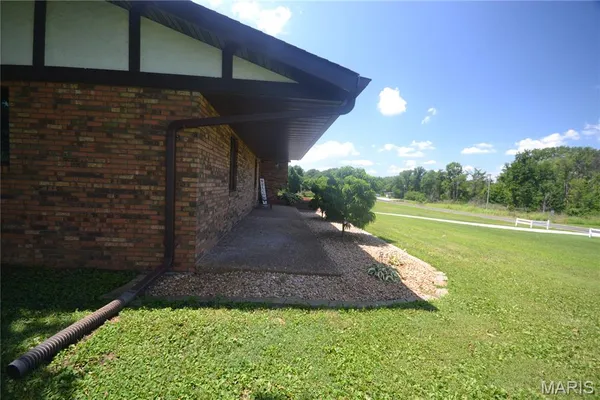 $499,000 | 2606 Imbs Station Road, Millstadt, IL 62260