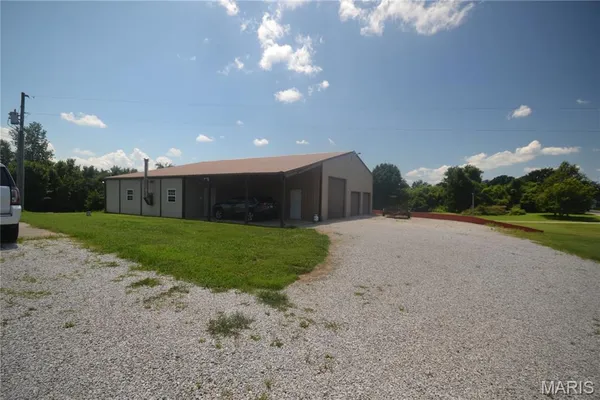 $499,000 | 2606 Imbs Station Road, Millstadt, IL 62260