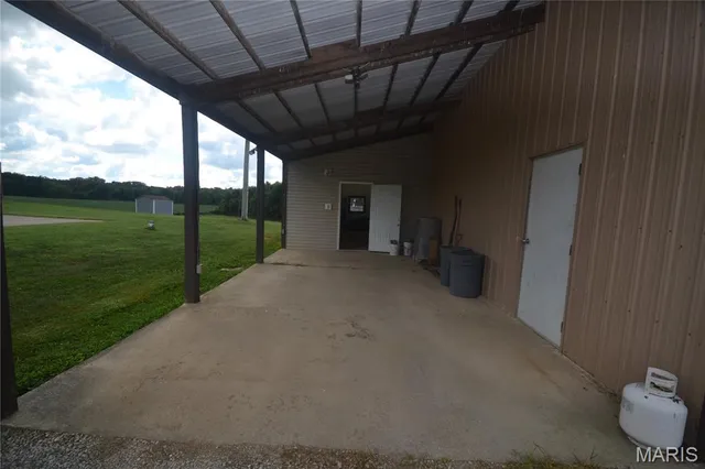 $499,000 | 2606 Imbs Station Road, Millstadt, IL 62260