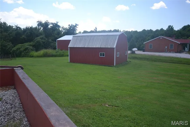 $499,000 | 2606 Imbs Station Road, Millstadt, IL 62260