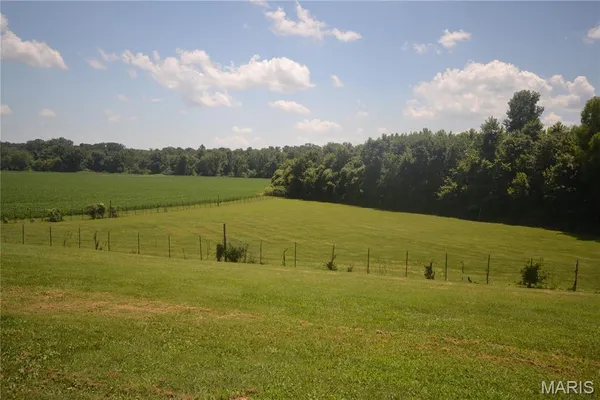 $499,000 | 2606 Imbs Station Road, Millstadt, IL 62260