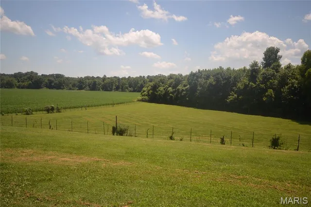 $499,000 | 2606 Imbs Station Road, Millstadt, IL 62260