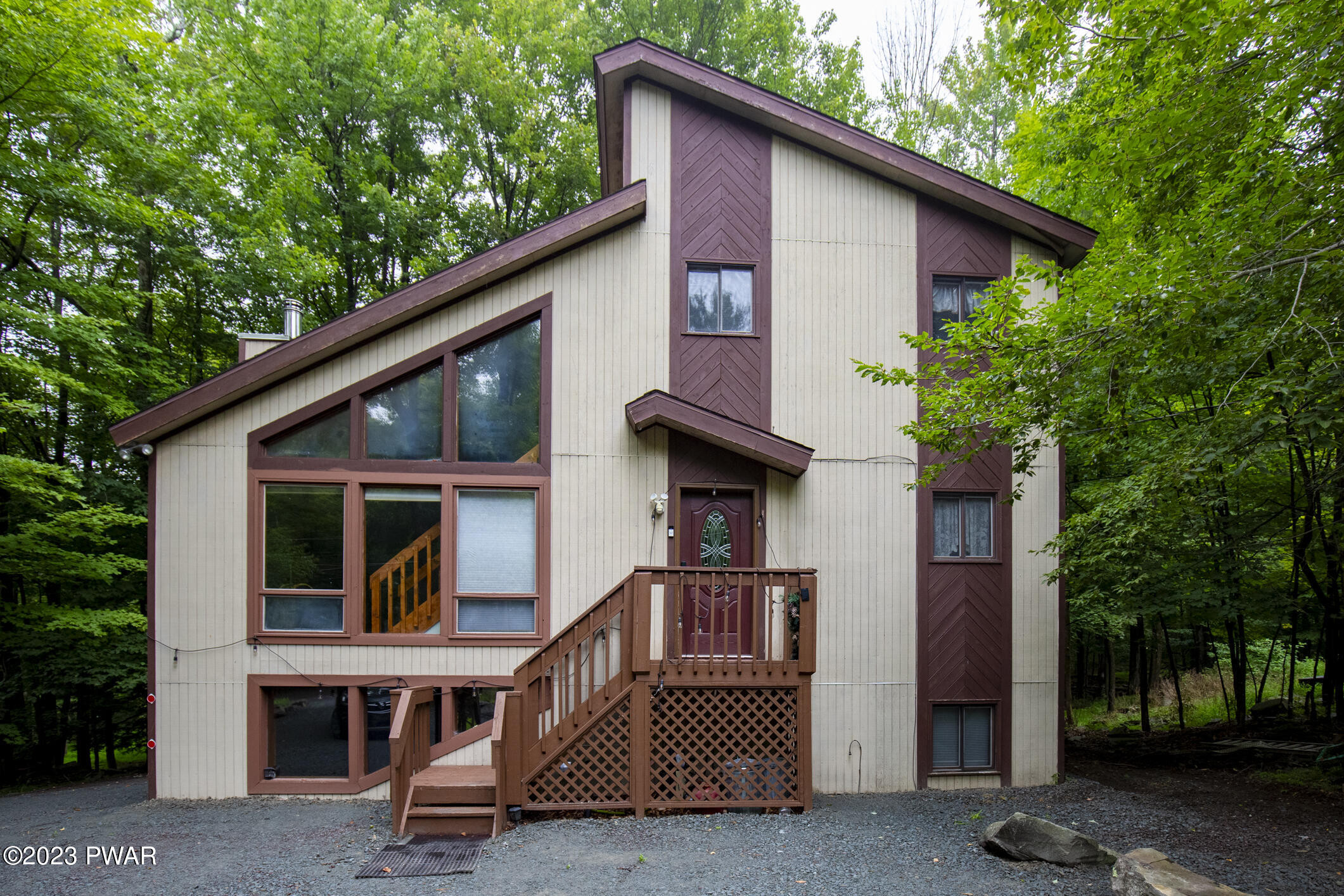 19 Rockway Road Lake Ariel, PA 18436 - Photo 2 of 85