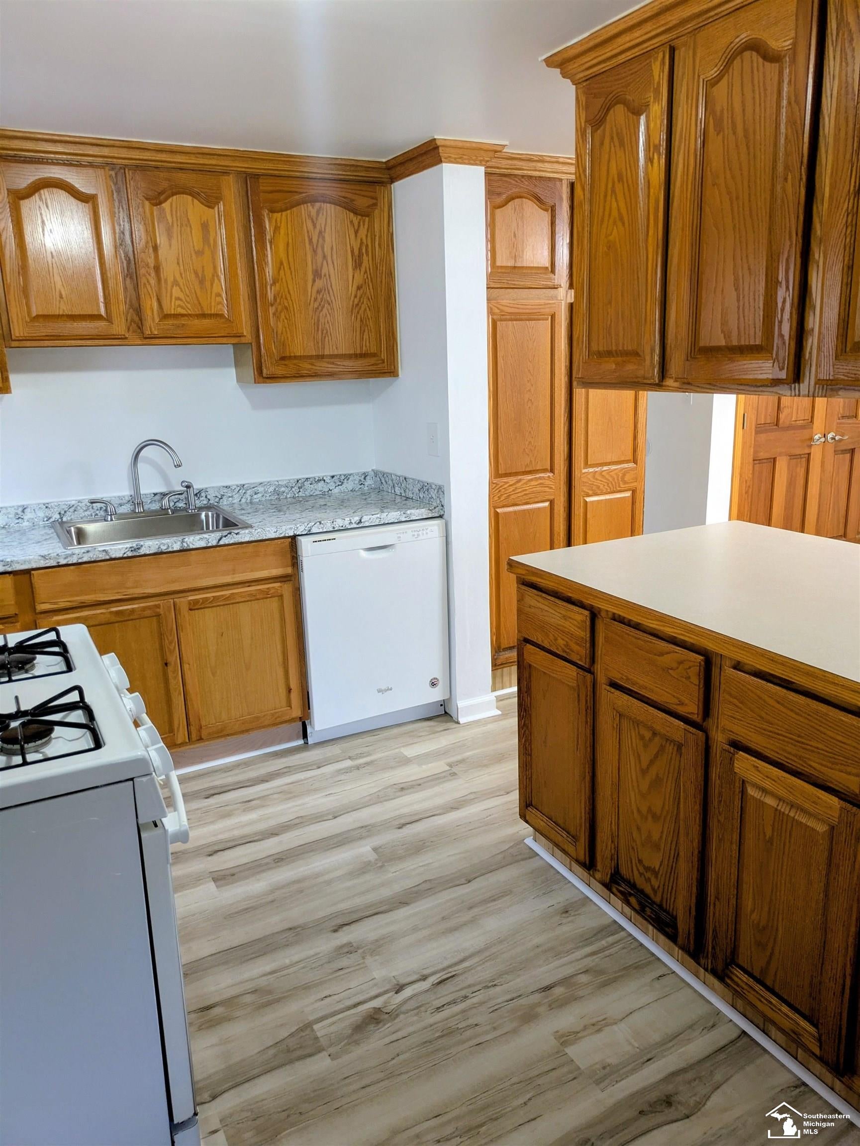 12430 Maxwell Road Carleton, MI 48117 - Photo 10 of 25 Gallery Image 10