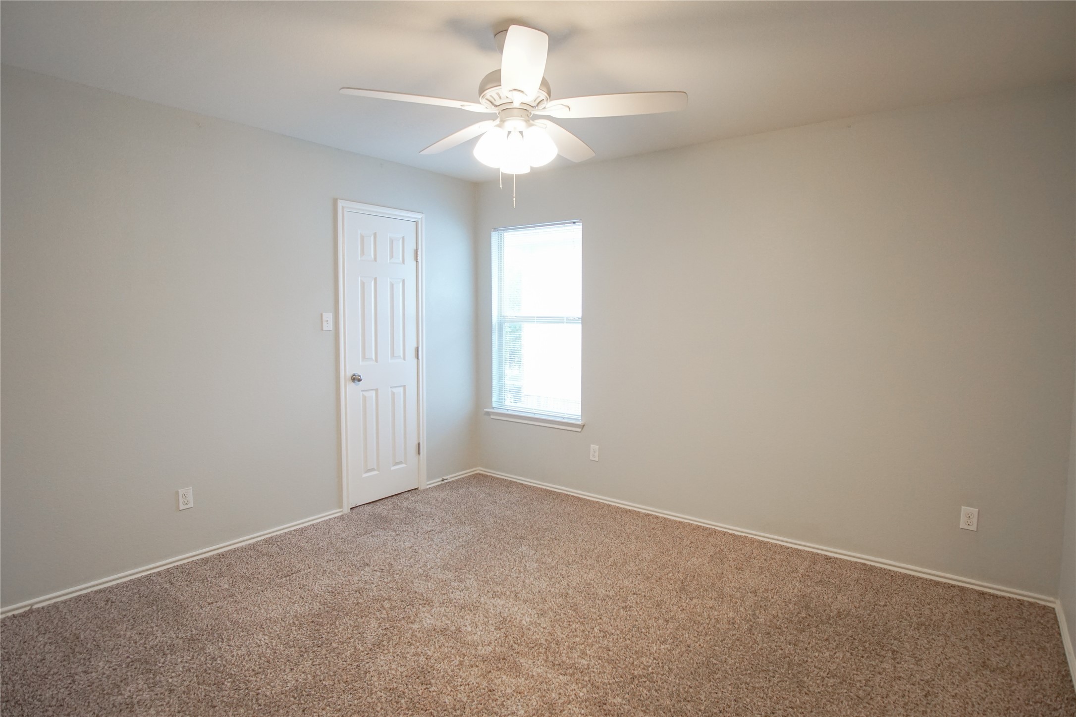 210 King Ridge Drive Buda, TX 78610 - Photo 23 of 29 Bedroom 2