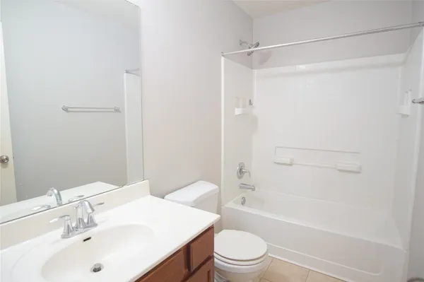 $329,900 | 210 King Ridge Drive, Buda, TX 78610