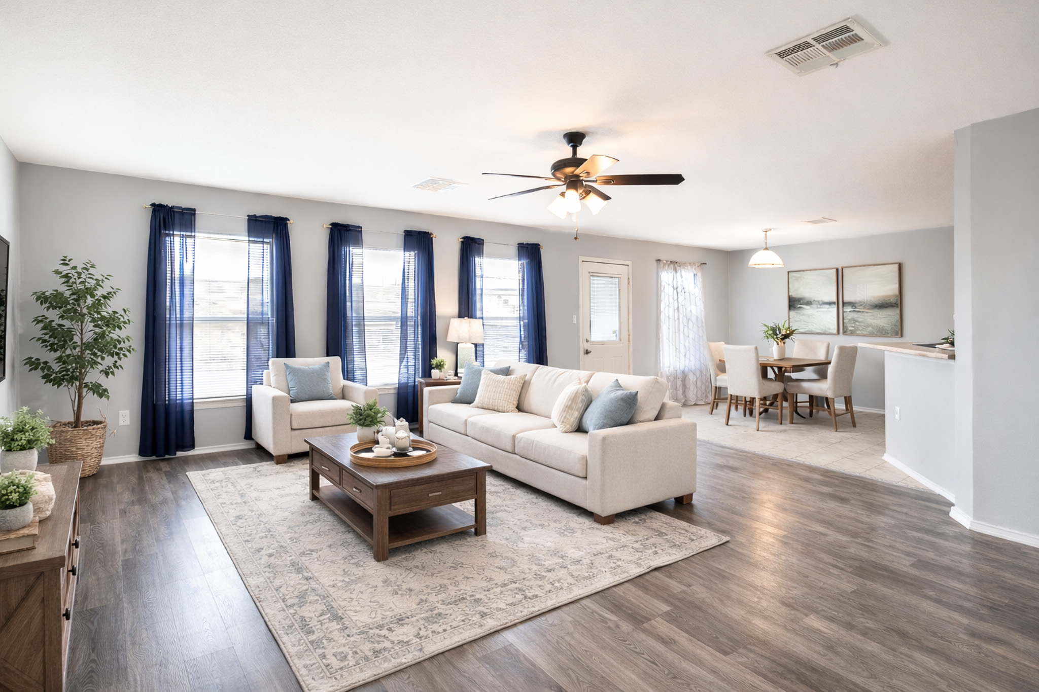 210 King Ridge Drive Buda, TX 78610 - Photo 4 of 29 Virtually staged