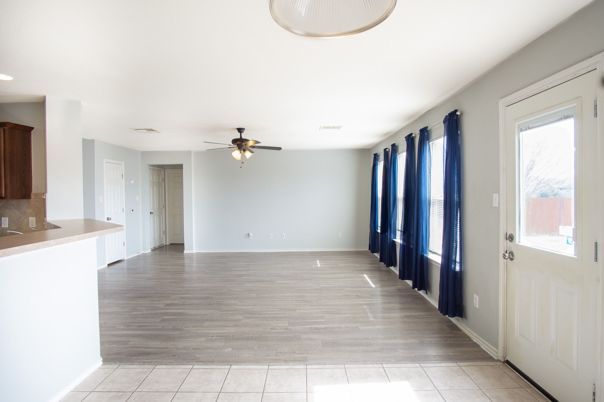 210 King Ridge Drive Buda, TX 78610 - Photo 6 of 29