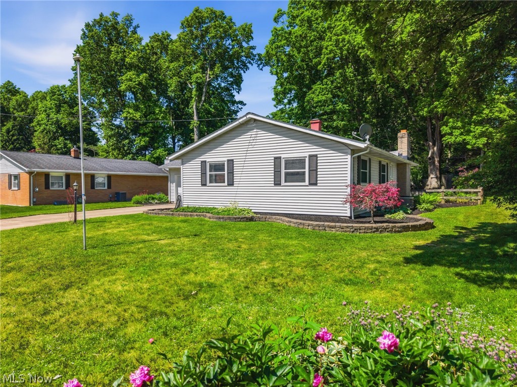3778 Vira Road Stow, OH 44224 - Photo 3 of 41