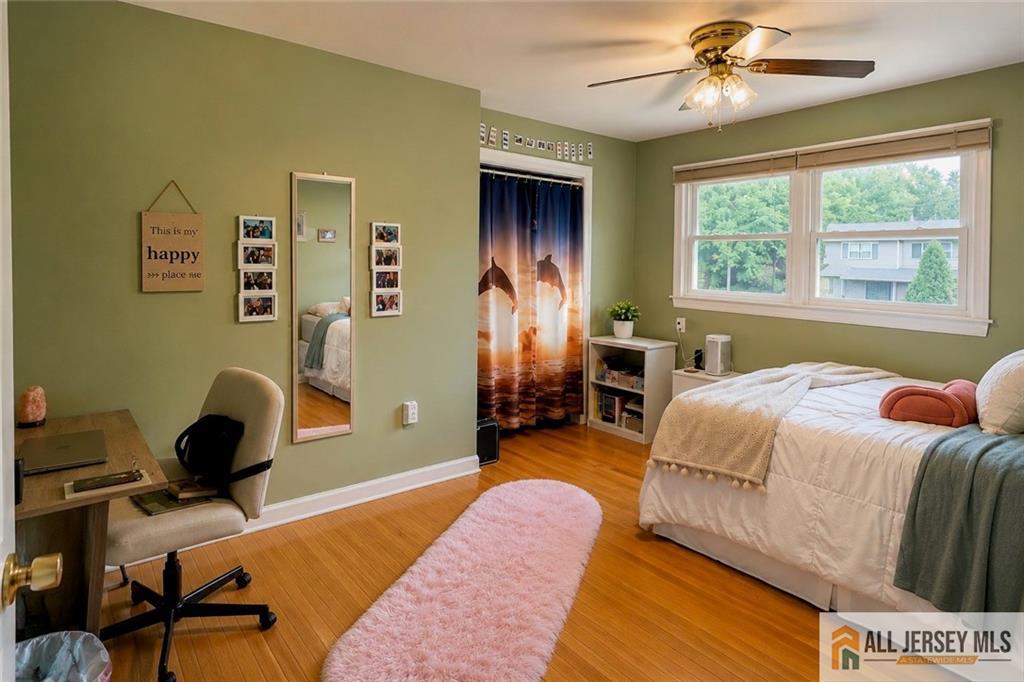 27 Woodmere Road North Brunswick, NJ 08902 - Photo 23 of 39 Gallery Image 23