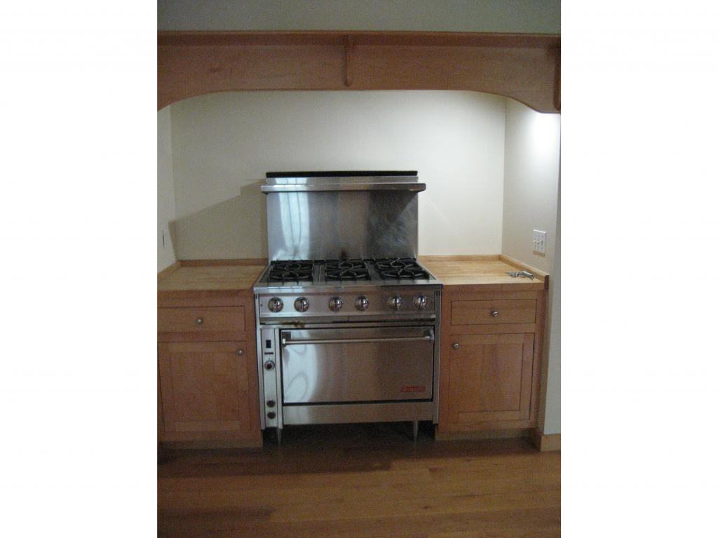 130 Austin Way Hartford, VT 05059 - Photo 3 of 14 Gallery Image 3