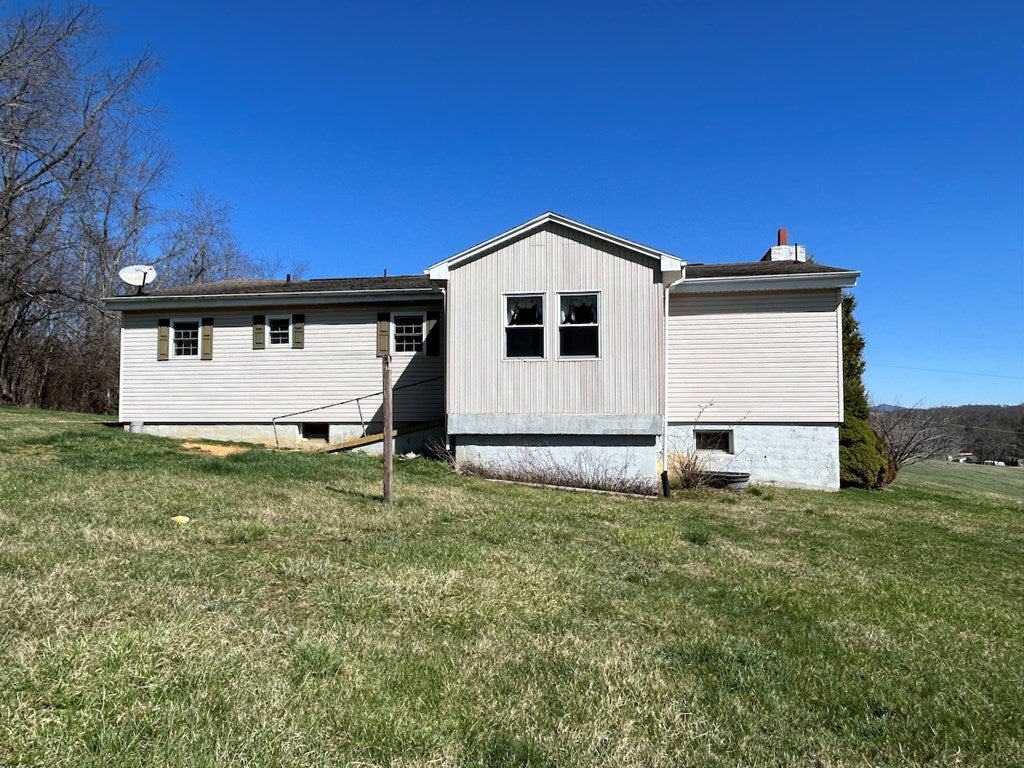 161 Allis Chalmer Road Rural Retreat, VA 24368 - Photo 32 of 37 Gallery Image 32