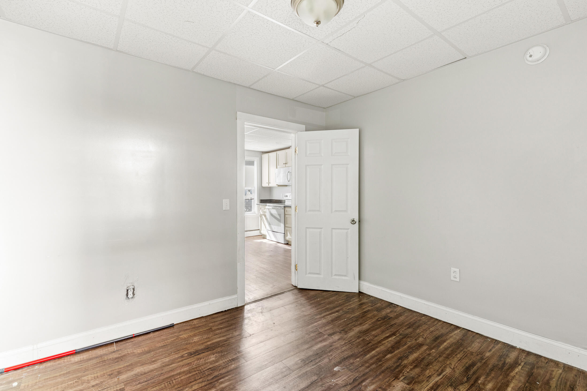 174 Bartlett Street Lewiston, ME 04240 - Photo 12 of 50 174 bartlett st lewiston_010