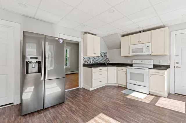 $490,000 | 174 Bartlett Street, Lewiston, ME 04240