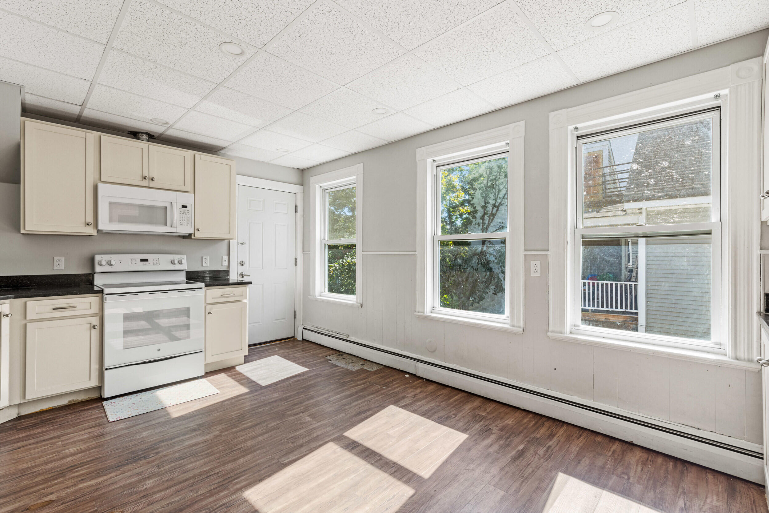 174 Bartlett Street Lewiston, ME 04240 - Photo 23 of 50 174 bartlett st lewiston_022