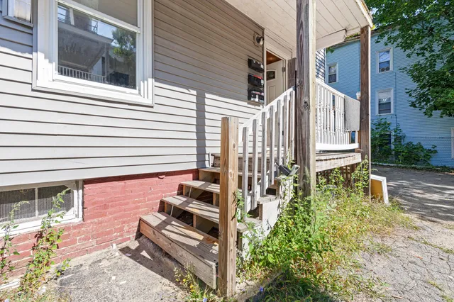 $490,000 | 174 Bartlett Street, Lewiston, ME 04240