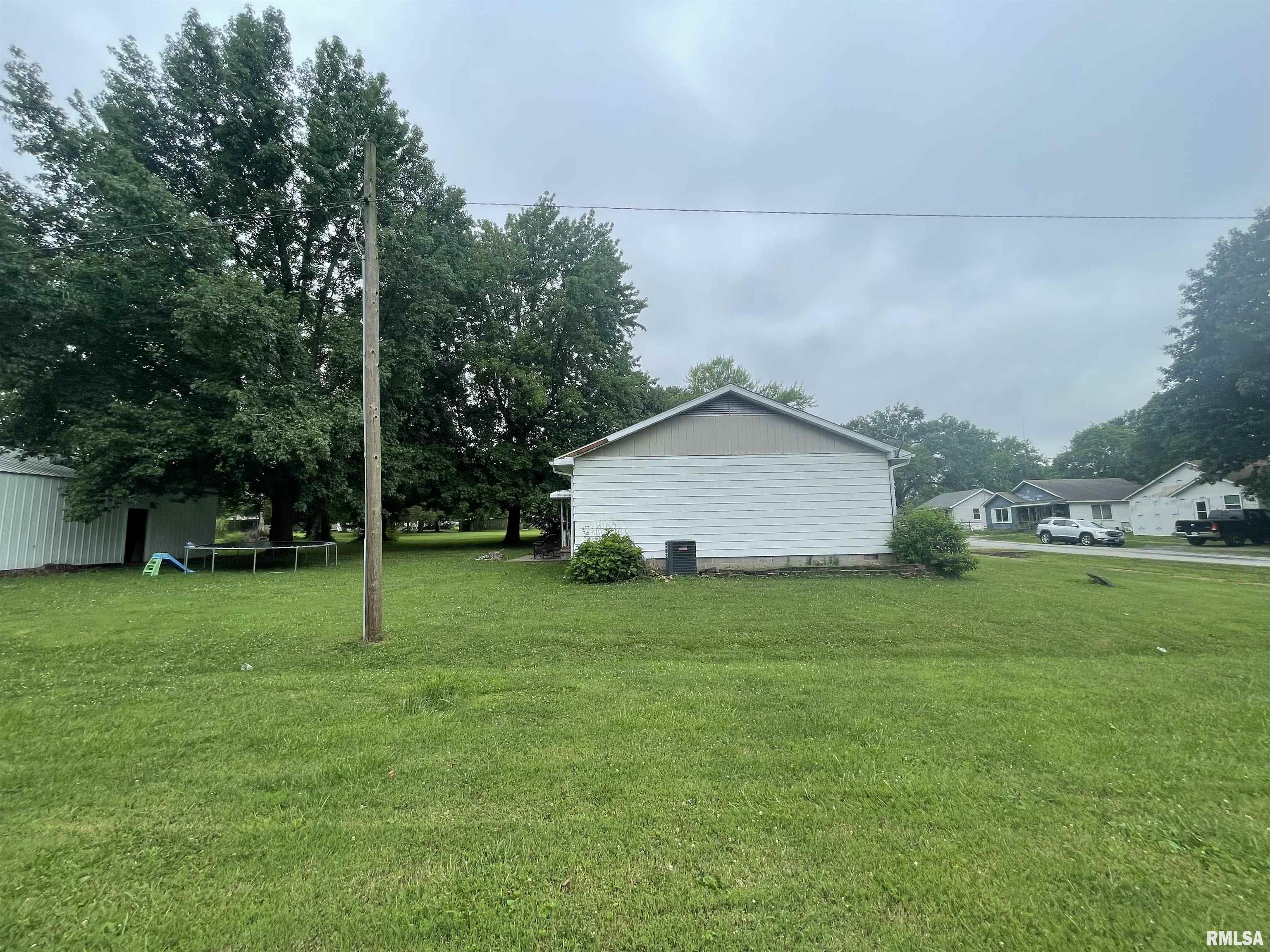 210 Johnson Street Valier, IL 62891 - Photo 2 of 20 Gallery Image 2