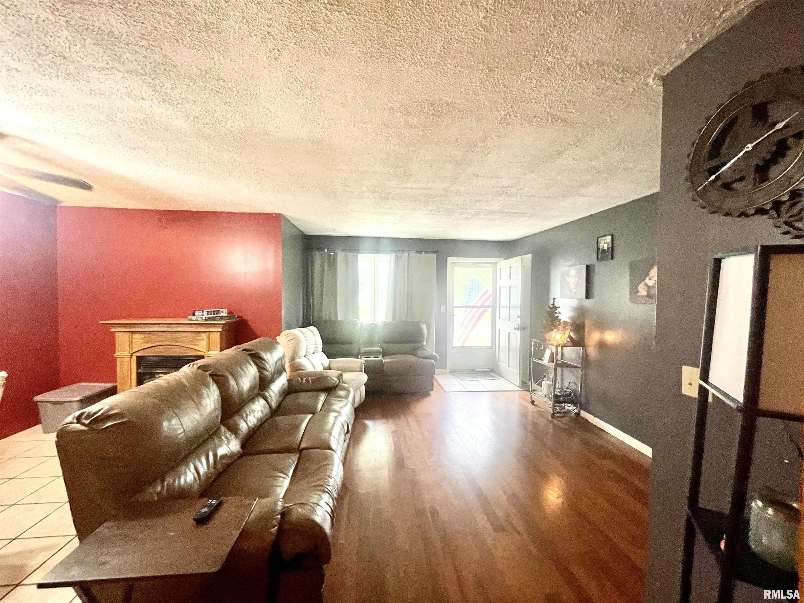210 Johnson Street Valier, IL 62891 - Photo 8 of 20 Gallery Image 8