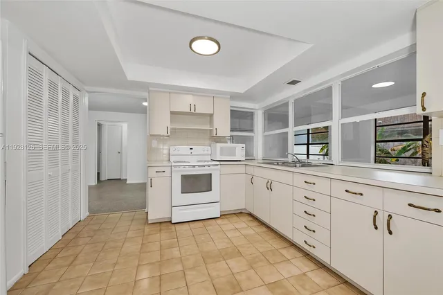 $380,000 | 2311 Northwest 73rd Avenue, Sunrise, FL 33313