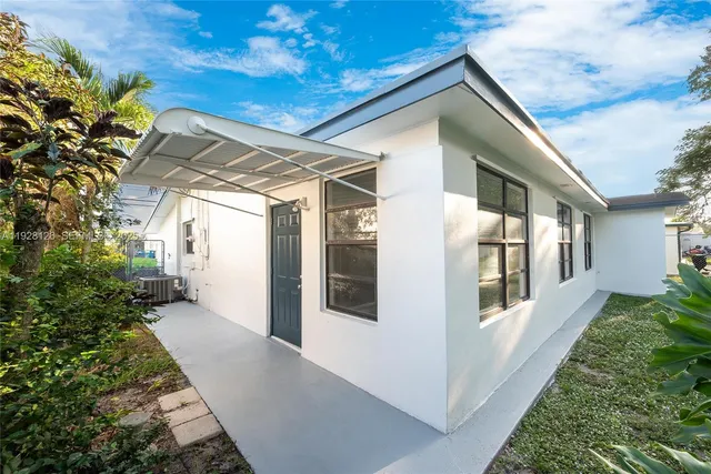 $380,000 | 2311 Northwest 73rd Avenue, Sunrise, FL 33313