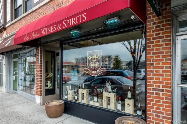 $2,700 | 107 Kensington Road, Unit 2, Bronxville, NY 10708