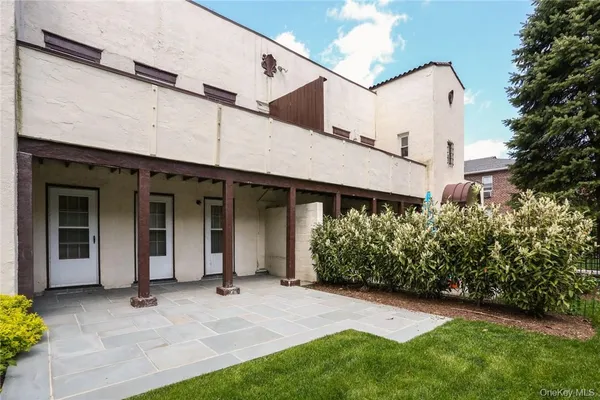 $2,700 | 107 Kensington Road, Unit 2, Bronxville, NY 10708