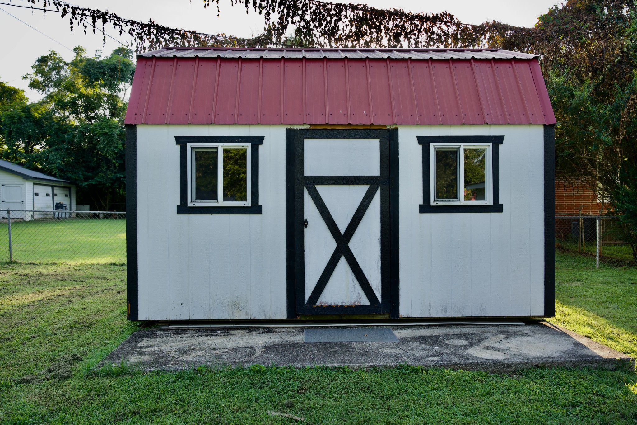 570 Forest Circle Sparta, TN 38583 - Photo 7 of 27 a front view of a house with garden
