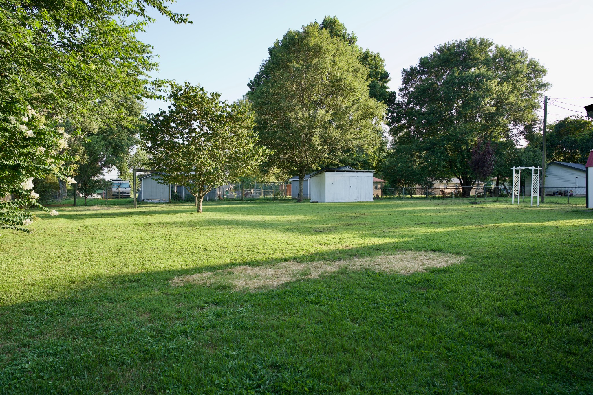 570 Forest Circle Sparta, TN 38583 - Photo 9 of 27 a view of a volley ball court