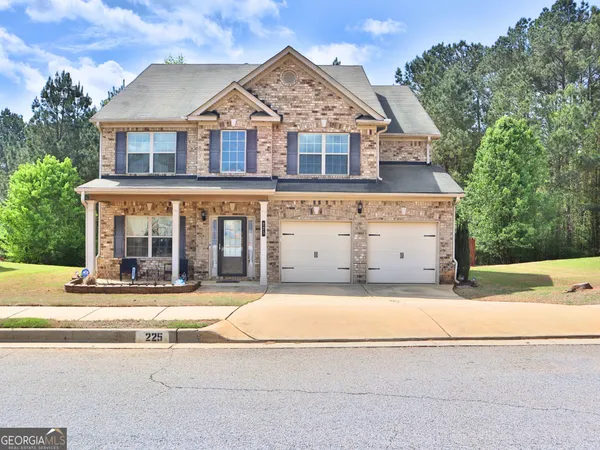 $389,900 | 225 Christopher Michael Lane, Hampton, GA 30228