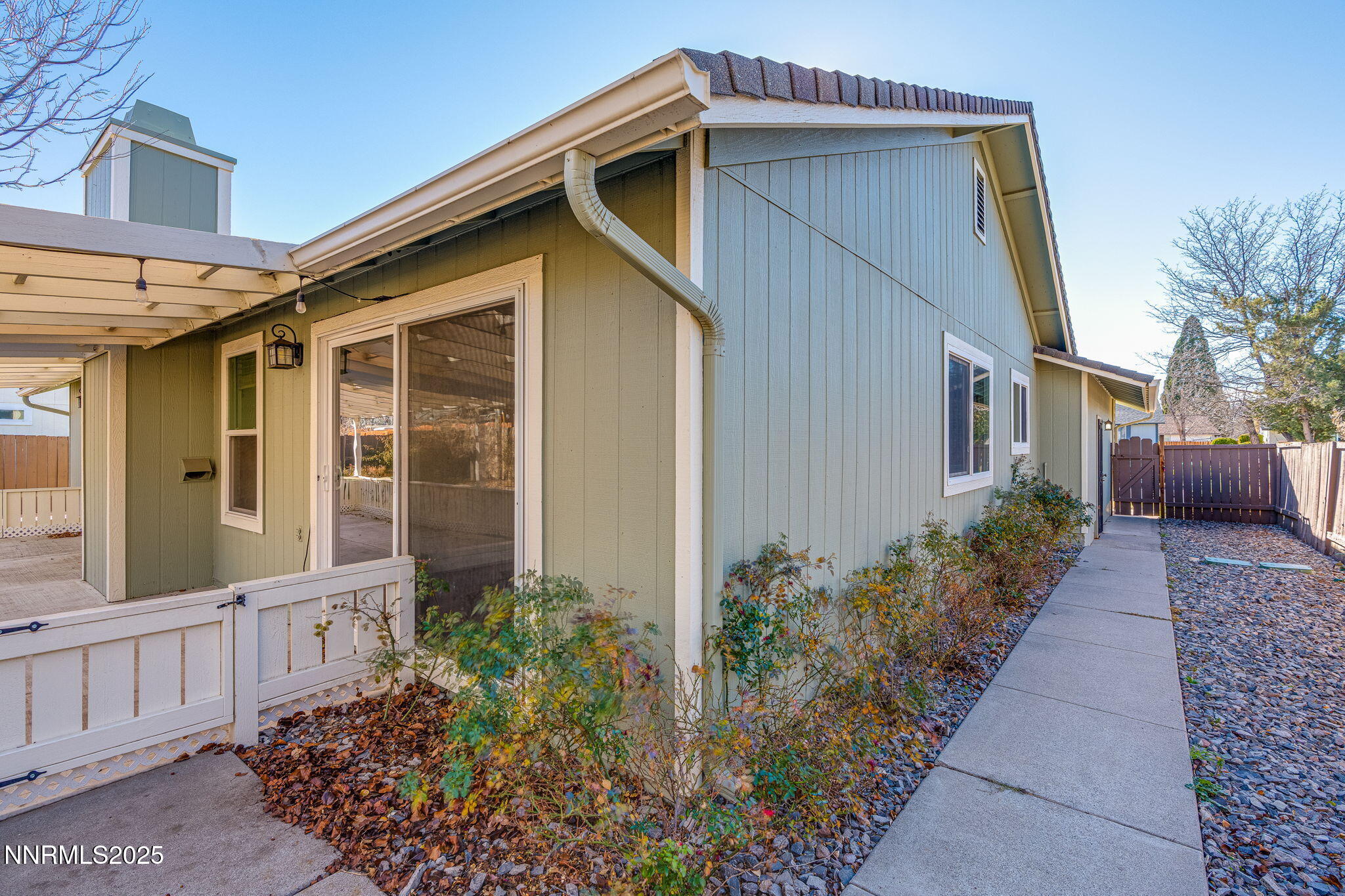 1266 Junction Drive Sparks, NV 89434 - Photo 28 of 32 a view of a house with wooden fence