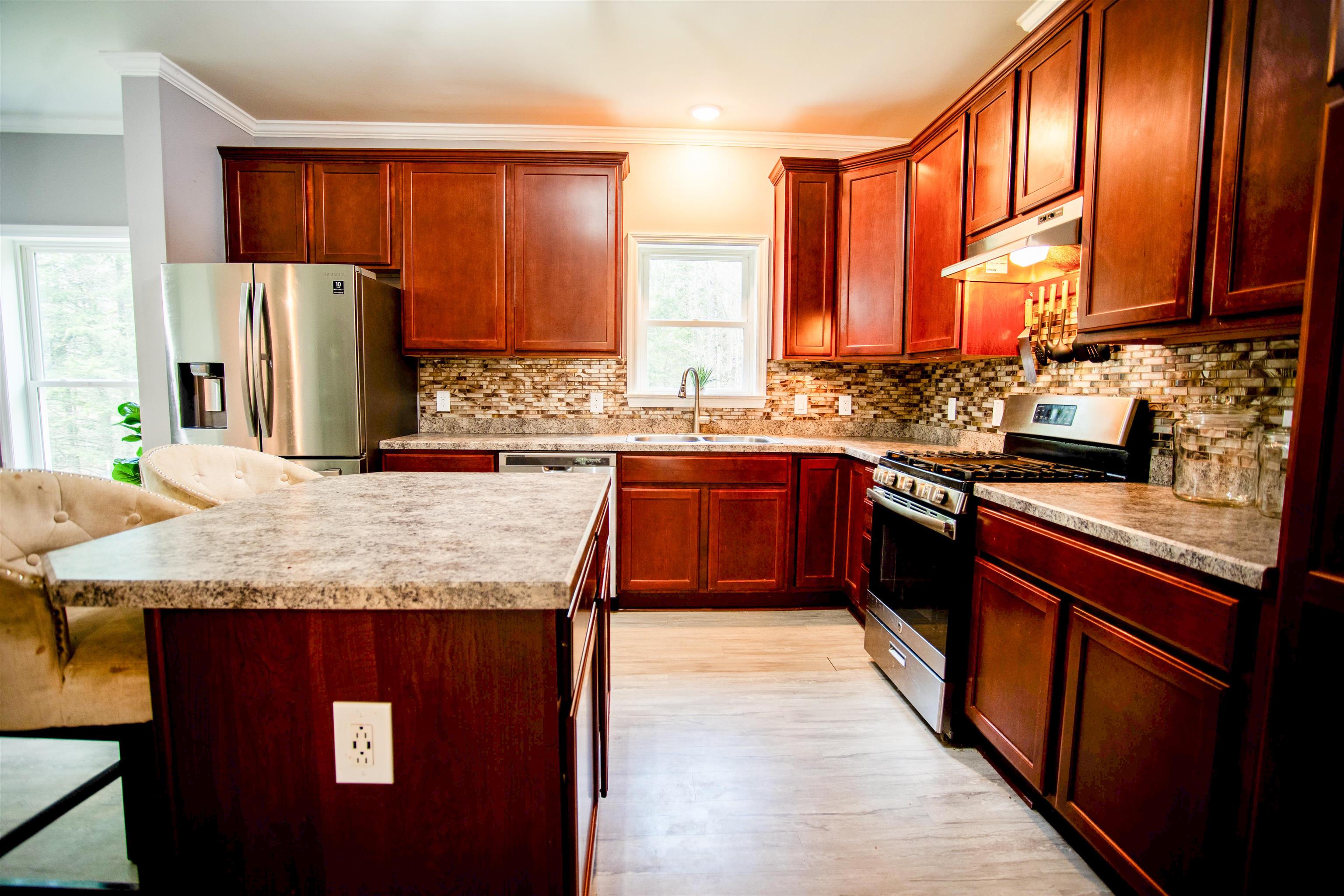 517 Stage Road Richmond, VT 05477 - Photo 5 of 52 Gallery Image 5