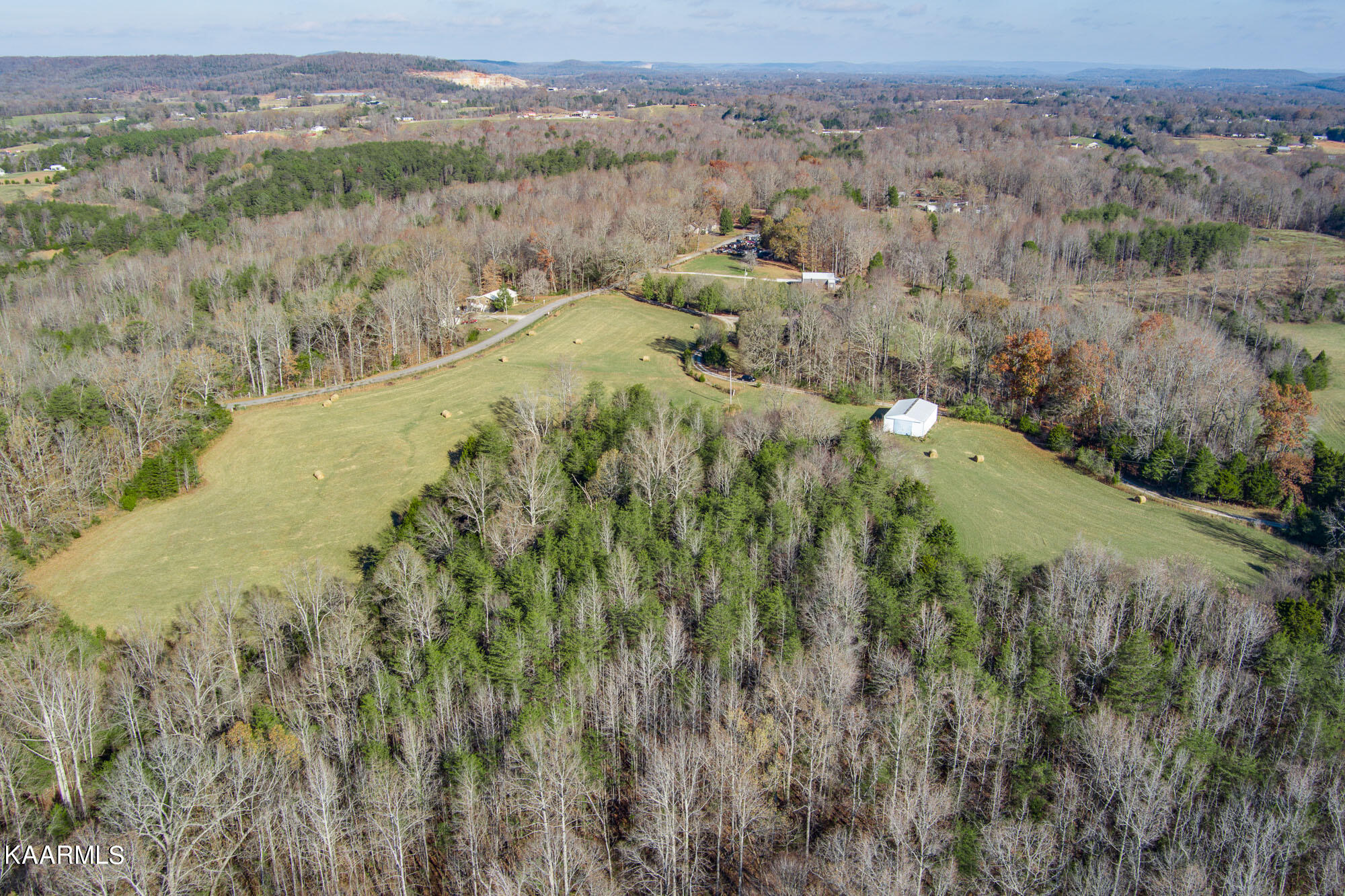 21.60 North Ben Road Quebeck, TN 38579 - Photo 4 of 9 mls-MAX_0015_HDR
