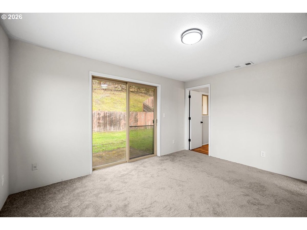 8981 Garden Valley Road Roseburg, OR 97471 - Photo 12 of 34