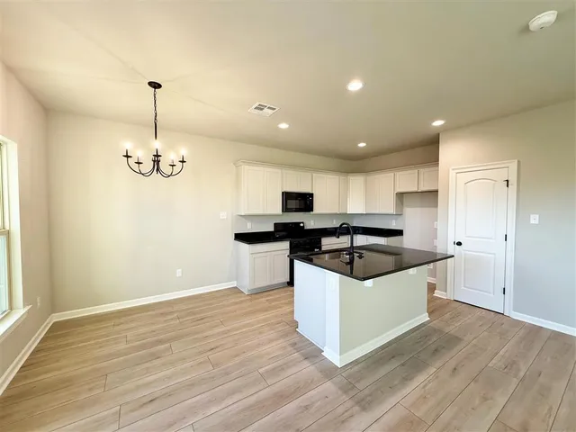 $236,405 | 173 Briar Court, Sulphur, LA 70665