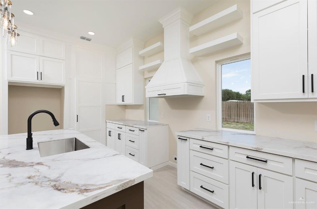 4904 Duke Avenue McAllen, TX 78504 - Photo 2 of 13