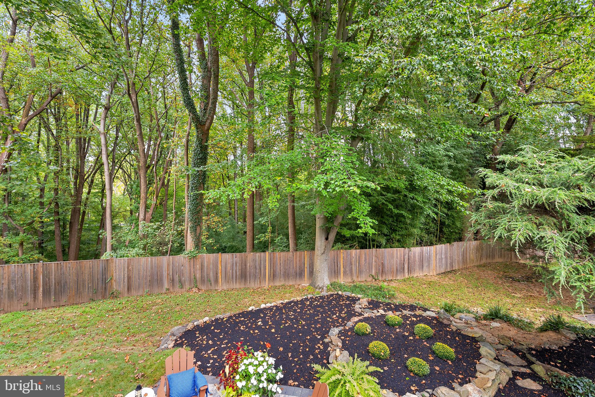 10903 Troy Road Rockville, MD 20852 - Photo 42 of 53 Raised flower beds with natural fieldstone