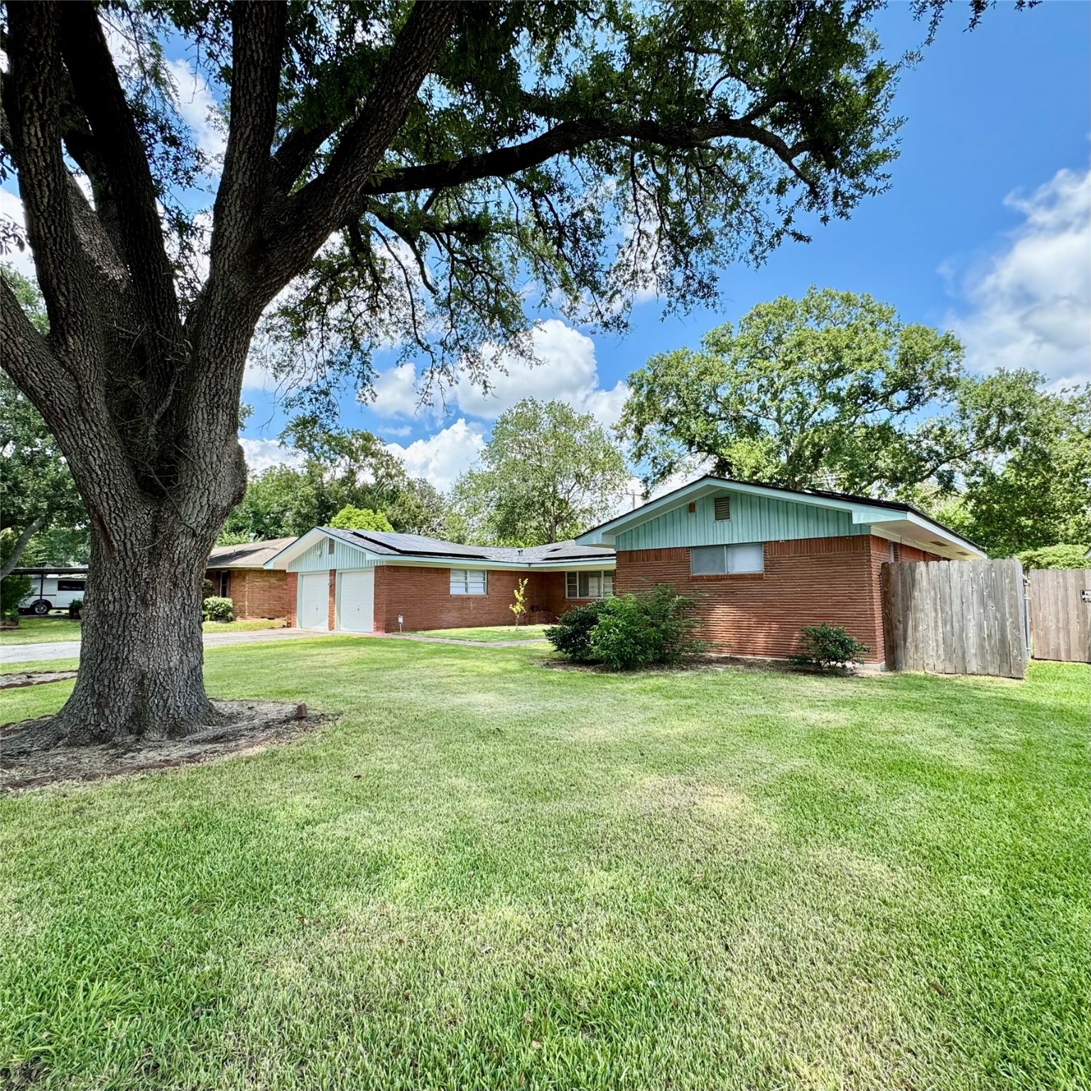 front view of house with a yard
