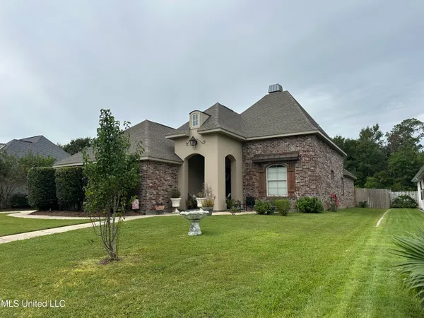 $545,000 | 147 Sea Oaks Boulevard, Long Beach, MS 39560