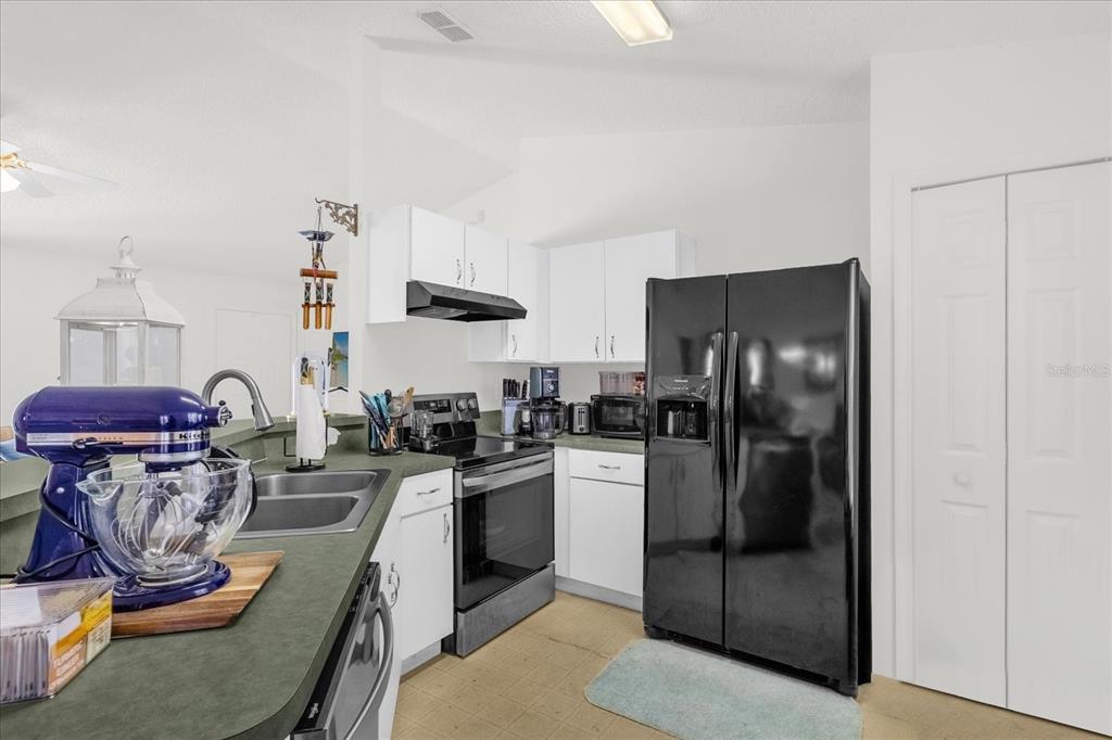 3012 Lime Tree Drive Edgewater, FL 32141 - Photo 7 of 24