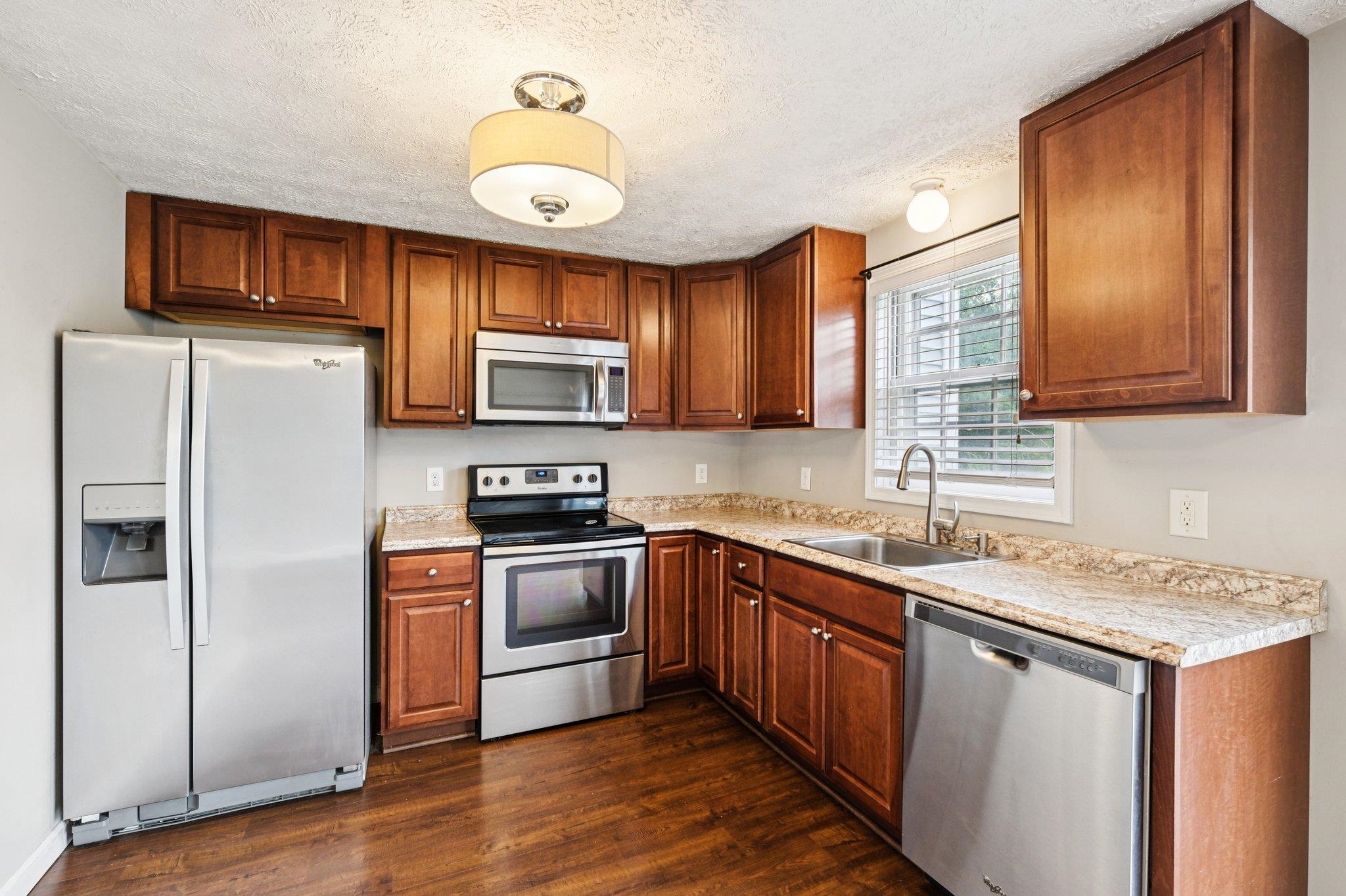 272 Winding Pond Road, Unit 272 Londonderry, NH 03053 - Photo 1 of 25 Gallery Image 1
