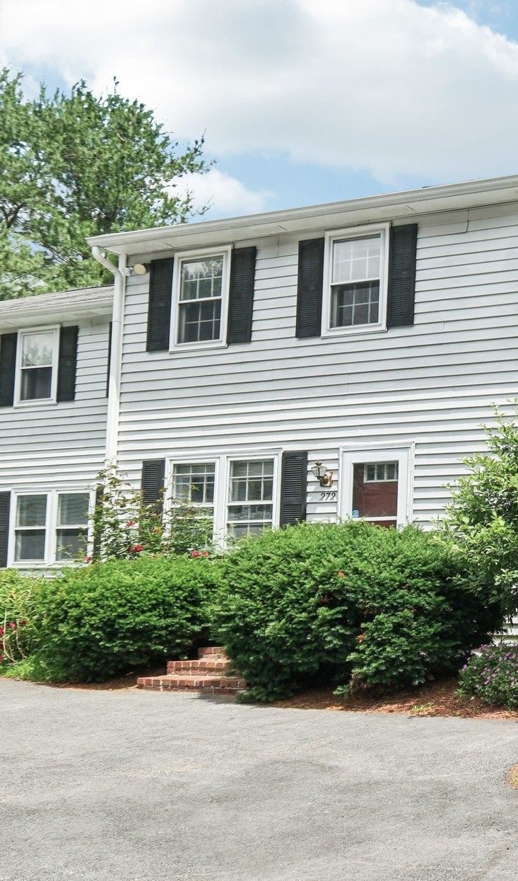 272 Winding Pond Road, Unit 272 Londonderry, NH 03053 - Photo 2 of 25 Gallery Image 2