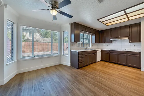 $615,000 | 8908 Liscarney Way, Sacramento, CA 95828