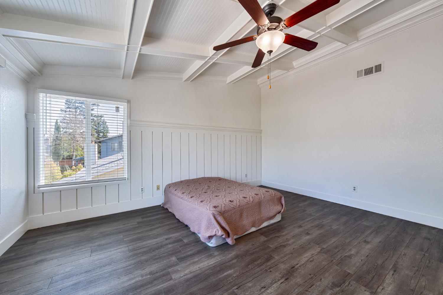 8908 Liscarney Way Sacramento, CA 95828 - Photo 21 of 49