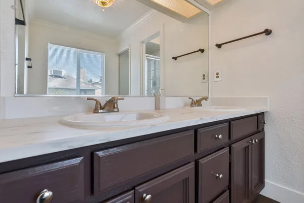 $615,000 | 8908 Liscarney Way, Sacramento, CA 95828