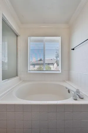 $615,000 | 8908 Liscarney Way, Sacramento, CA 95828