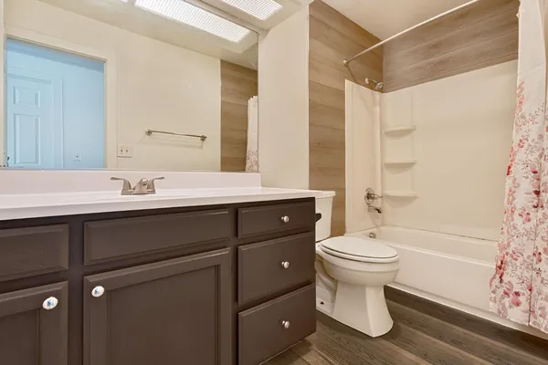 $615,000 | 8908 Liscarney Way, Sacramento, CA 95828