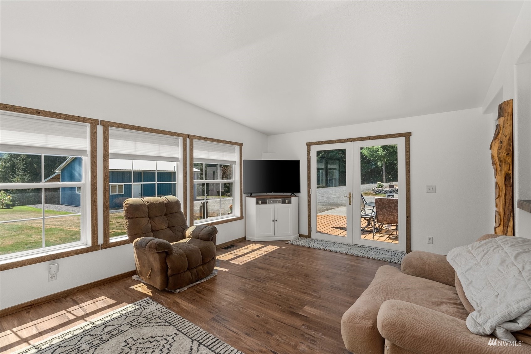 182 Holgate Lane Chehalis, WA 98532 - Photo 14 of 38 a living room with furniture window and a flat screen tv