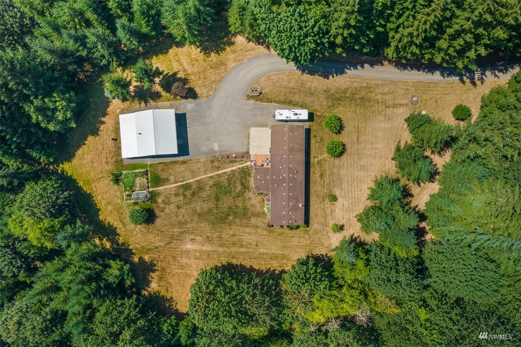182 Holgate Lane Chehalis, WA 98532 - Photo 6 of 38 a view of a garden